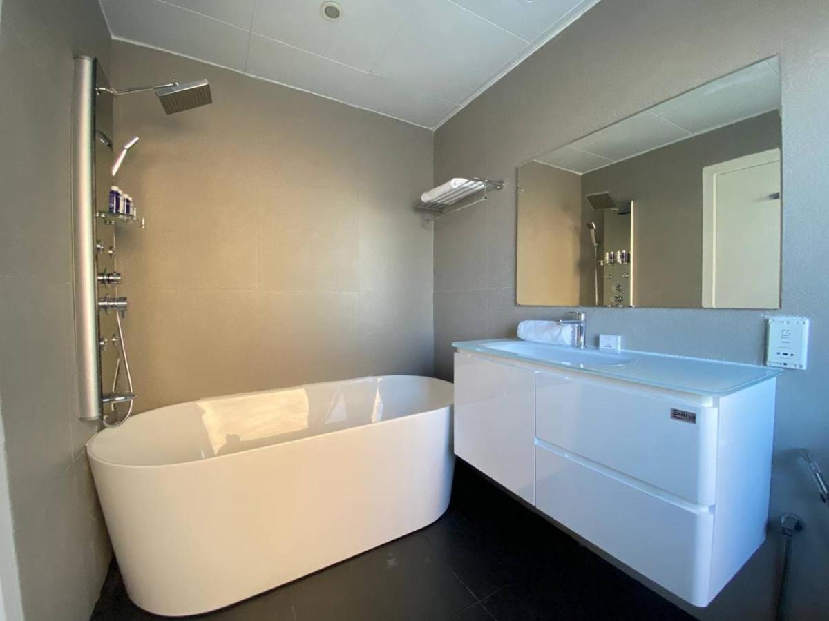 Luxury Jbr Apartments , Beach , Pool , Parking Дубай Экстерьер фото